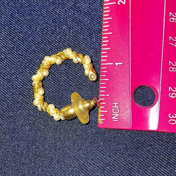 Vintage Napier brand necklace, bracelet and earring set.  Excellent condition. - Picture 7 of 10